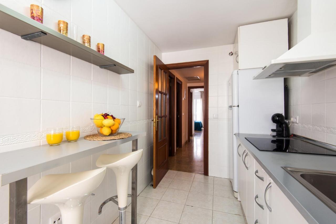 Center Apartment 2Bed 2B Aircon Wif And Parking Free Malaga Exterior photo